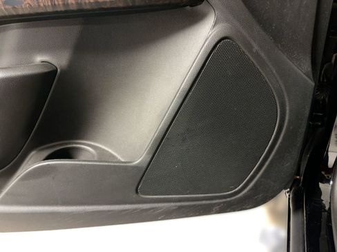 Used 2021 GMC Canyon Denali image 23