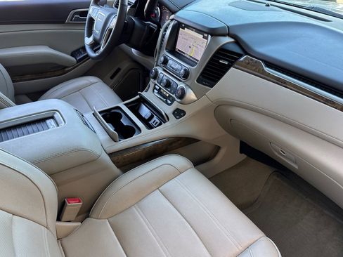 Used 2016 GMC Yukon Denali w/ Open Road Package image 17