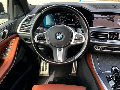 Used 2023 BMW X5 xDrive40i w/ M Sport Package image 6