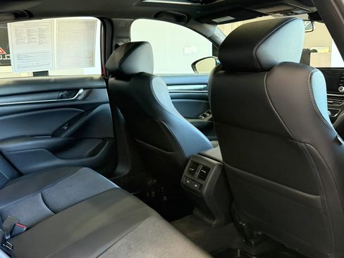 Used 2021 Honda Accord Sport image 27