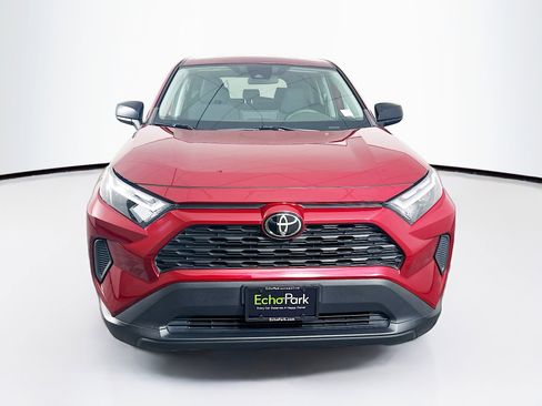 Used 2023 Toyota RAV4 LE FWD image 2