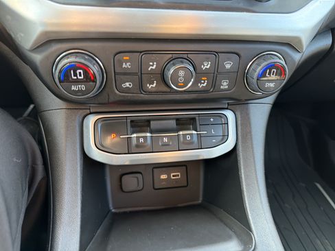 Used 2021 GMC Acadia SLE w/ Driver Convenience Package AWD/4WD image 25