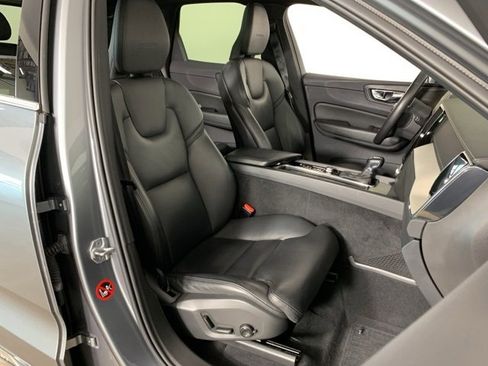 Used 2019 Volvo XC60 T5 Inscription w/ Protection Package Premier image 22