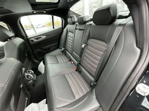 New 2025 Alfa Romeo Giulia AWD w/ Driving Assist Package image 13