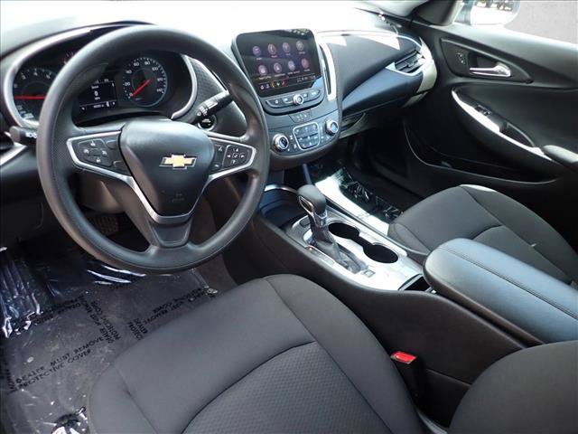 Used 2022 Chevrolet Malibu LT FWD image 9
