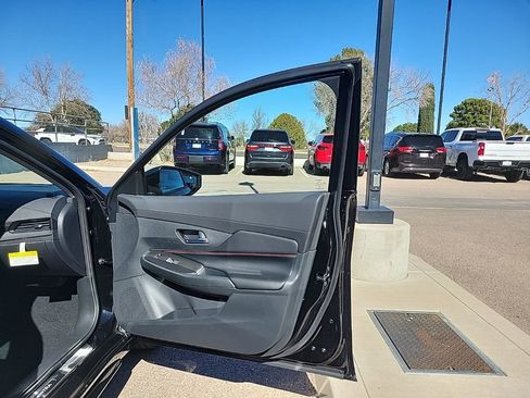 New 2026 Nissan Sentra SR w/ Floor Mat Package image 17