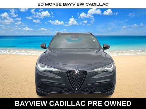 Used 2024 Alfa Romeo Stelvio Veloce AWD/4WD image 9