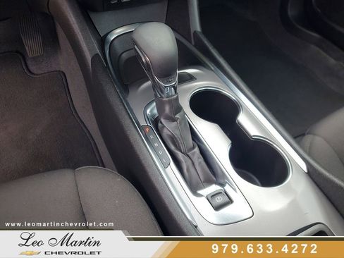 Used 2023 Chevrolet Malibu LT FWD image 26