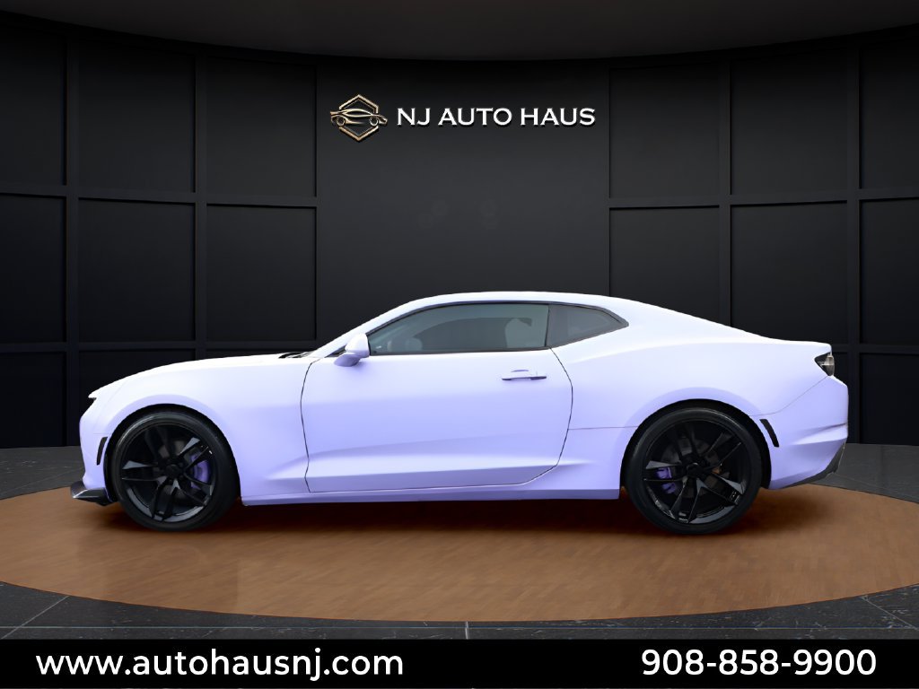 Used 2021 Chevrolet Camaro LT w/ RS Package RWD image 8