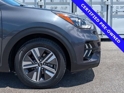 Used 2021 Kia Niro LXS FWD image 11