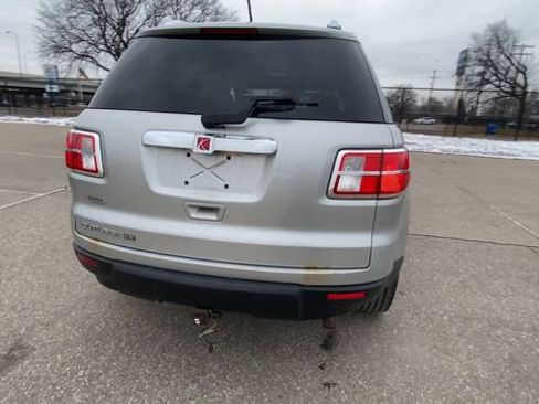 Used 2007 Saturn Outlook XE w/ Advanced Audio Pkg image 9