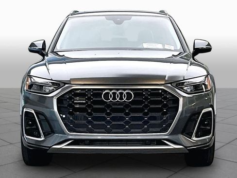 Used 2023 Audi Q5 2.0T Premium Plus w/ Premium Plus Package AWD/4WD image 4