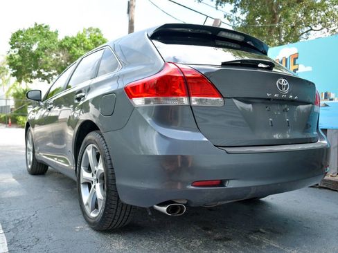 Used 2012 Toyota Venza Limited image 8