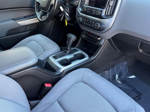 Used 2020 Chevrolet Colorado LT w/ Safety Package image 31
