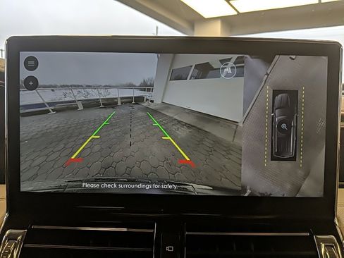 Certified 2024 Lincoln Navigator Premiere image 23