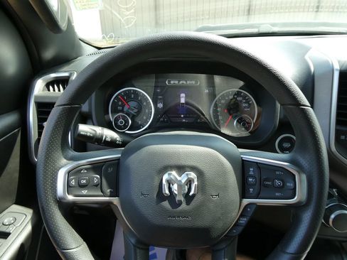 New 2026 RAM 1500 Express AWD/4WD image 22