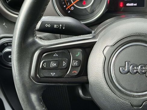 Used 2018 Jeep Wrangler Unlimited Sport S AWD/4WD image 22