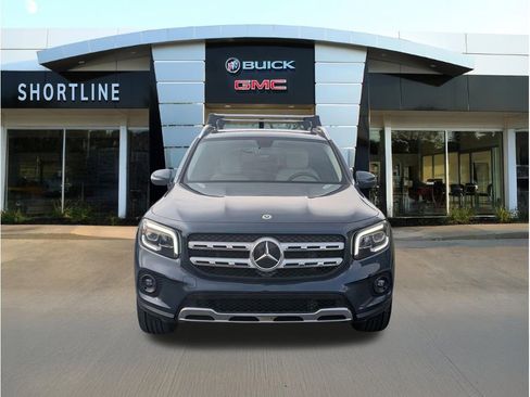 Used 2022 Mercedes-Benz GLB 250 4MATIC w/ Premium Package Lite image 10