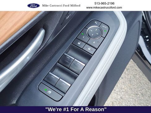 Used 2024 Toyota Grand Highlander Limited image 21