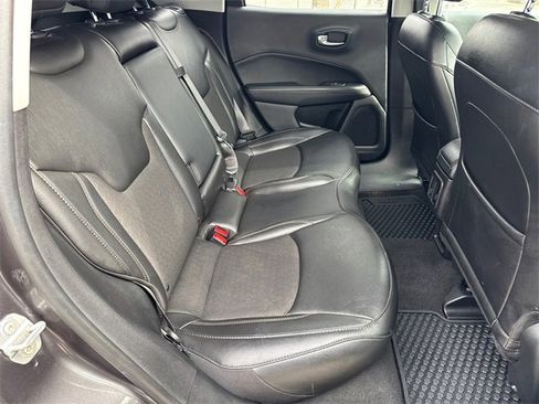 Used 2020 Jeep Compass Latitude w/ Cold Weather Group image 15
