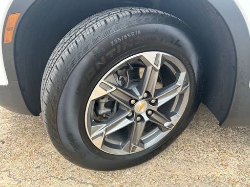 Used 2023 Chevrolet Blazer LT image 30