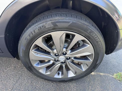 Used 2019 Buick Encore Essence AWD/4WD image 22