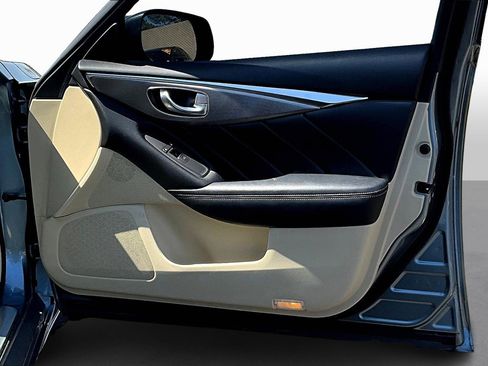 Used 2016 INFINITI Q50 Premium w/ 2.0T Premium Plus Package image 16