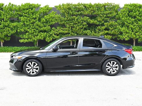 Used 2023 Honda Civic LX image 7
