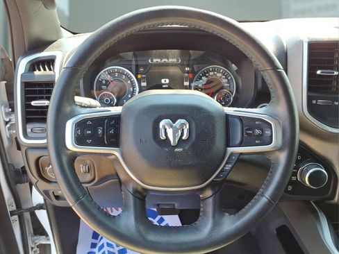 Used 2022 RAM 1500 Big Horn AWD/4WD image 10