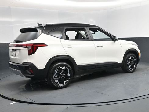 New 2026 Kia Seltos S image 5