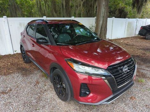 Certified 2023 Nissan Kicks SR w/ SR Premium Package FWD image 1