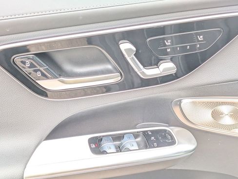 Used 2026 Mercedes-Benz GLC 300 4MATIC image 24