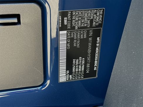 Used 2024 Mercedes-Benz Sprinter 144 Cargo image 34