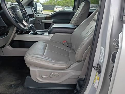Used 2018 Ford F150 Lariat image 9