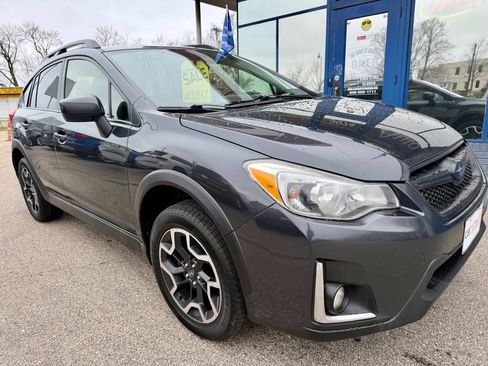 Used 2016 Subaru Crosstrek 2.0i Premium AWD/4WD image 7
