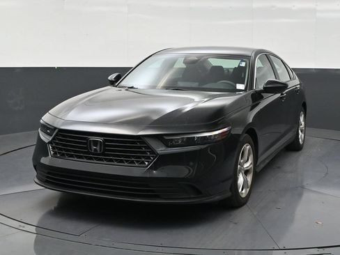 Used 2023 Honda Accord LX image 8