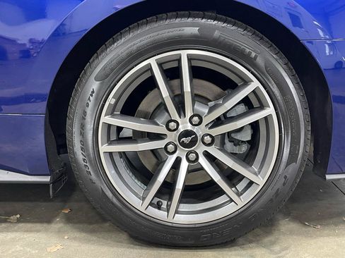 Used 2015 Ford Mustang GT Premium w/ Equipment Group 401A RWD image 26