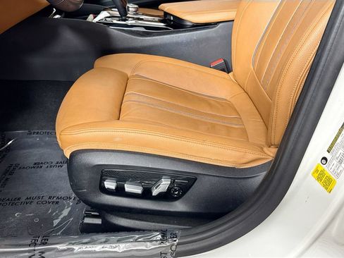 Used 2018 BMW 540i RWD image 25