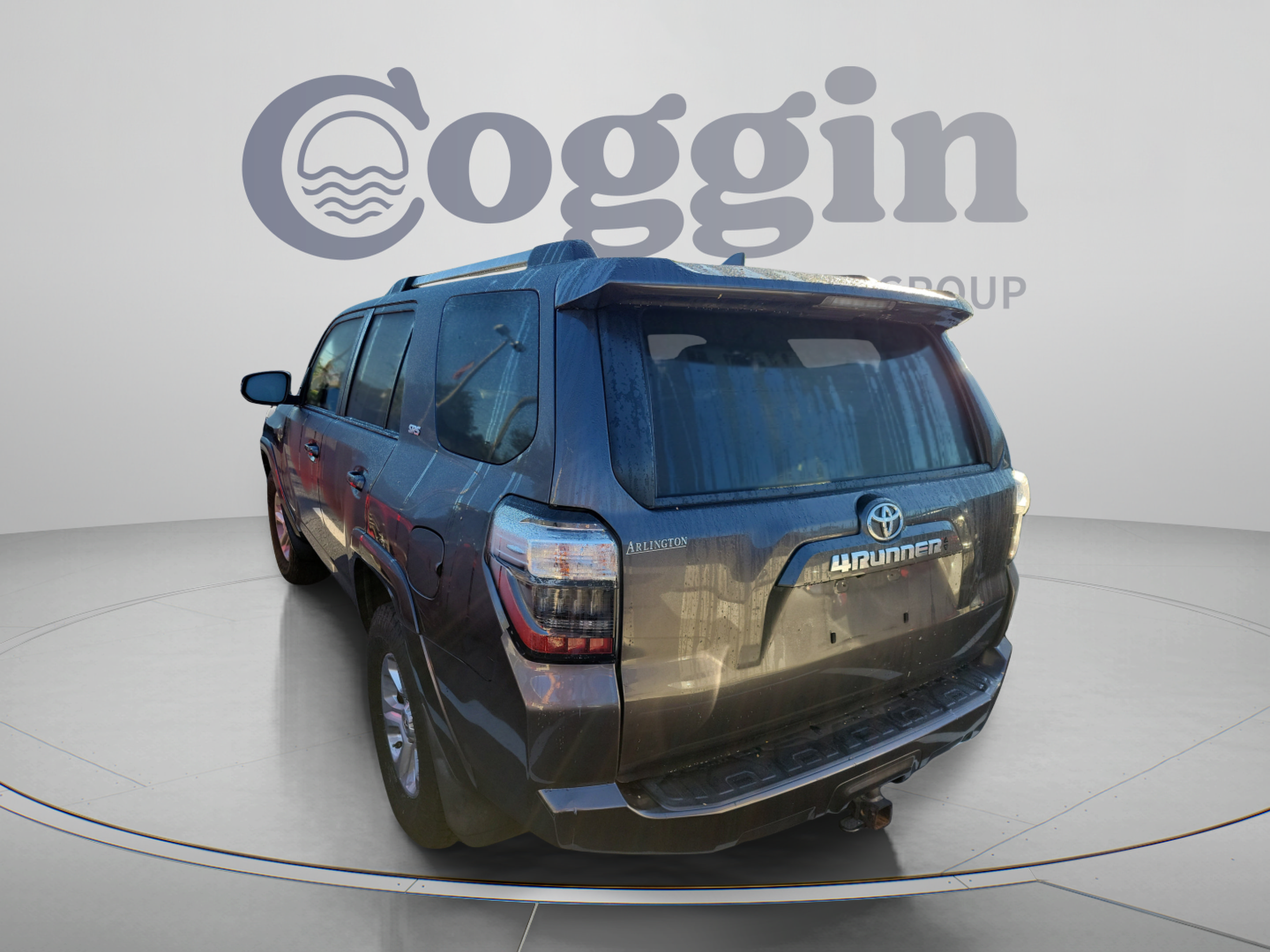 Used 2021 Toyota 4Runner SR5 Premium w/ Moonroof Package AWD/4WD image 3