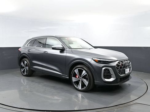 New 2026 Audi SQ5 Premium Plus AWD/4WD image 3