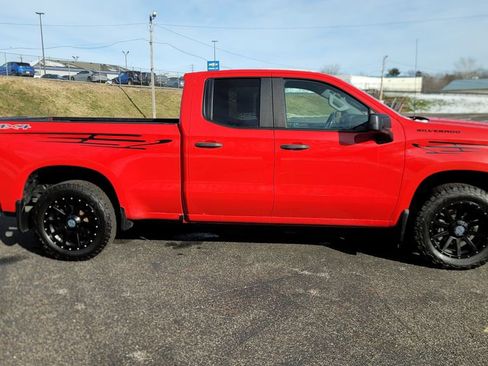 Used 2021 Chevrolet Silverado 1500 Custom w/ LPO, Dark Essentials Package image 14