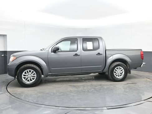Used 2019 Nissan Frontier SV RWD image 11
