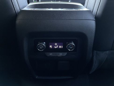 New 2026 Chevrolet Traverse LT w/ Driver Confidence Package image 29