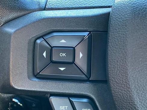 Used 2018 Ford F150 XLT w/ Equipment Group 302A Luxury AWD/4WD image 19