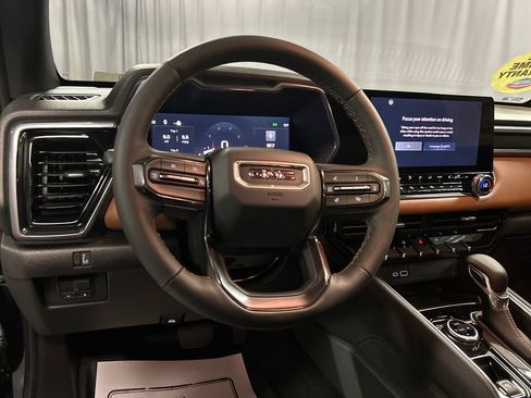 New 2026 GMC Canyon AT4 w/ Technology Plus Package AWD/4WD image 13