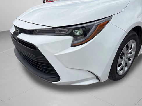 Certified 2024 Toyota Corolla LE image 38