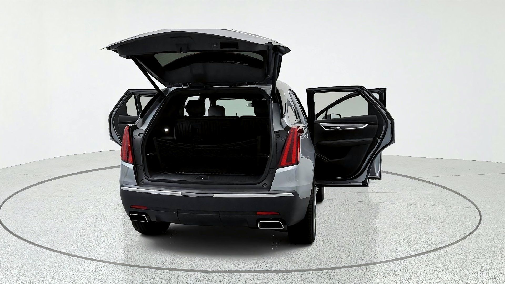 Certified 2024 Cadillac XT5 Luxury w/ LPO, Floor Liner Package AWD/4WD image 12