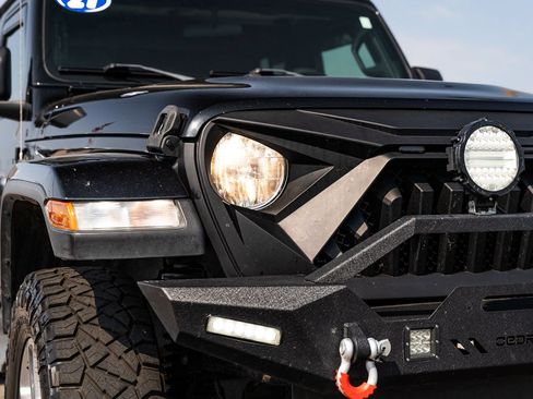 Used 2021 Jeep Wrangler Unlimited Sahara AWD/4WD image 10