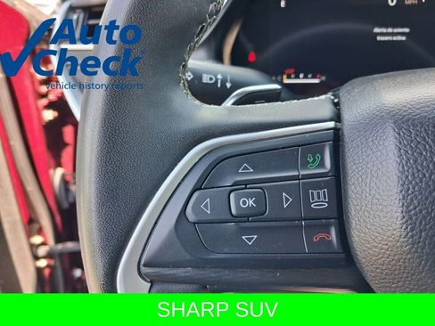 Used 2023 Jeep Grand Cherokee Altitude AWD/4WD image 24