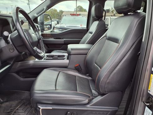 Used 2023 Ford F450 Lariat w/ Lariat Ultimate Package image 29